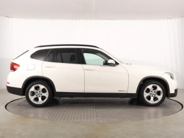 BMW X1 E84 Crossover sDrive20d 184KM 2012 BMW X1 sDrive20d, 181 KM, Automat, Skóra, Navi, zdjęcie 5