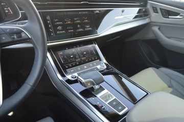 Audi Q8 Q8-e 3.0 55 381KM 2023 Audi Q8 3.0 Hybryda Plug-in 381KM, zdjęcie 20