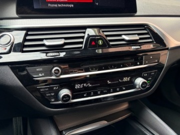 BMW Seria 5 G30-G31 Limuzyna 520d 190KM 2019 BMW Seria 5 2.0 diesel 190 KM X DRIVE salon polska bezwypadek zadbany, zdjęcie 24