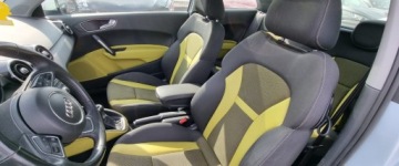 Audi A1 I Hatchback 3d 1.2 TFSI 86KM 2012 Audi A1 3-drzwiowe 2012r, 1.2 Benzyna. Lekko uszkodzony lewy bok. Jezdzi., zdjęcie 7
