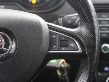 Skoda Octavia III Kombi 2.0 TDI 150KM 2016 Skoda Octavia 2.0 TDI, Salon Polska, Serwis ASO, zdjęcie 16