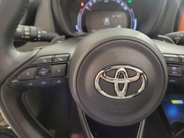 Toyota Aygo X 1.1 VVT-i 72KM 2022 Toyota Aygo X 1.0 VVT-i Limited CVT 1.0 VVT-i Limi, zdjęcie 12