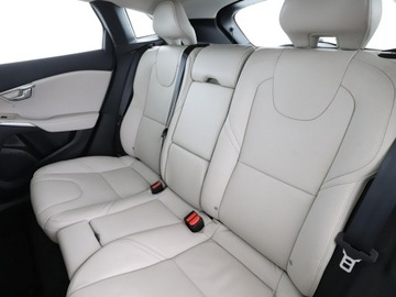 Volvo V40 II Cross Country Facelifting 2.0 T4 190KM 2017 Volvo V40 full LED jasne skóry klima auto, zdjęcie 16