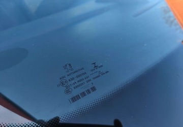 Peugeot 5008 I Minivan 1.6 HDi FAP 115KM 2013 Peugeot 5008 Peugeot 5008 1.6 Diesel 115KM, zdjęcie 28