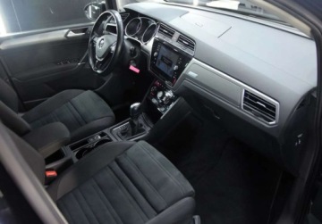 Volkswagen Touran III 2019 Volkswagen Touran 2.0 TDI _ Automat _ 5os _ 2.0 Diesel 115KM, zdjęcie 9