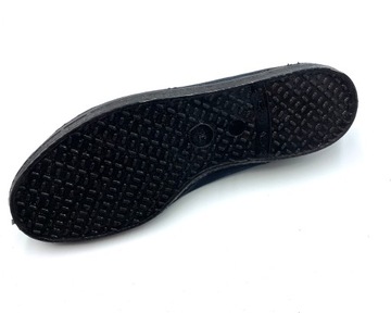 CZESZKI jarmilki oryginalne tenisówki r.40