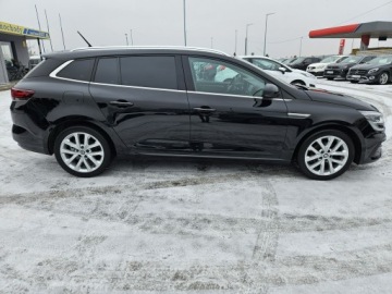 Renault Megane IV Hatchback 5d  Facelifting 1.3 TCe 140KM 2021 Renault Megane 1,3 benzyna 140KM, zdjęcie 18