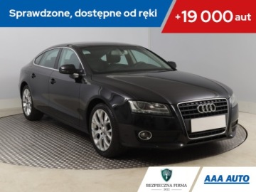 Audi A5 8T Coupe 2.0 TDI 170KM 2011 Audi A5 2.0 TDI, 167 KM, Skóra, Xenon, Bi-Xenon