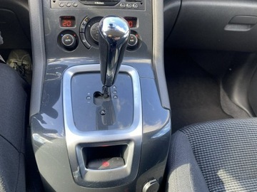 Peugeot 5008 I Minivan 1.6 HDi FAP 115KM 2013 Peugeot 5008 Opłacony 1.6 e-HDI 114 KM Automat, zdjęcie 14