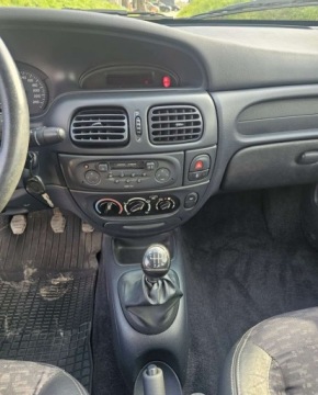 Renault Megane I Hatchback 1.6 i 16V 107KM 2002 Renault Megane Renault Megane 1.6 1.6 BenzynaLPG 107KM, zdjęcie 15