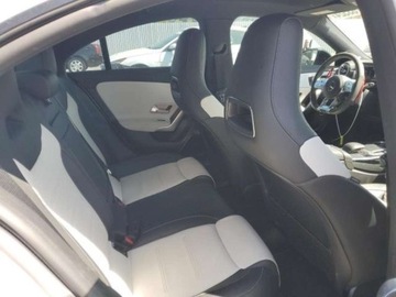 Mercedes CLA C118/X118 2021 Mercedes-Benz CLA 2021, 2.0L, 4x4, 35 AMG, od ubezpieczalni 2.0 Benzyna, zdjęcie 8