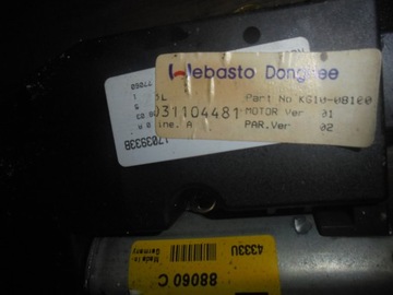 KIA SORENTO 3.5 V6 04' STŘEŠNÍ OKNO