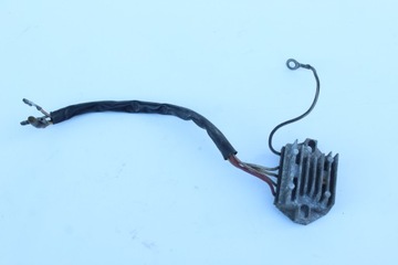 SUZUKI GSX750E GS75X REGULATOR NAPIECIA