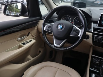 BMW Seria 2 F22-F23-F45-F46 Gran Tourer 218d 150KM 2017 BMW 2 Gran Tourer 218d Gran Tourer, Automat, zdjęcie 6