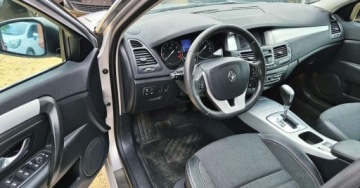 Renault Laguna III Hatchback 2.0T 16v 170KM 2008 Renault Laguna 2.0T BENZYNA AUTOMAT sedan super okazja POLECAMY, zdjęcie 30