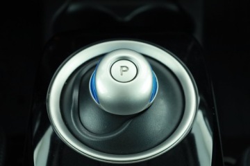 Nissan Leaf I Hatchback 5d Facelifting Elektryczny 109KM 2016 Nissan Leaf 30 kWh, SoH 78%, Salon Polska, zdjęcie 15