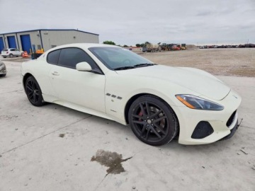 Maserati GranTurismo 2018 Maserati GranTurismo S 2018 4.7 Benzyna 454KM, zdjęcie 4