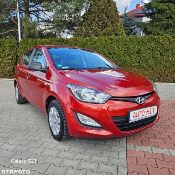 Hyundai i20 I Hatchback 5d Facelifting 1.2 DOHC 85KM 2012 Hyundai i20 Hyundai i20 1.2 Trend 1.2 Benzyna 86KM, zdjęcie 4