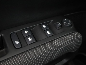 Citroen C3 Aircross  I Crossover 1.2 PureTech 110KM 2019 Citroen C3 Aircross Niski przebieg Navi Kamera, zdjęcie 33