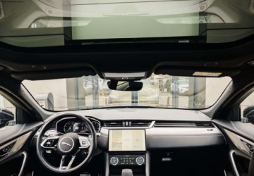 Jaguar F-Pace SUV Facelifting 2.0 P 249KM 2022 Jaguar F-Pace X761 2.0 I4 Petrol - AJ20-P4 2.0 I4 250 PS AWD Auto R Dynam, zdjęcie 2