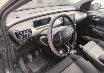 Citroen C4 Cactus Crossover 1.2 PureTech 110KM 2014 Citroen C4 Cactus 122014r, 1.2 Benzyna. Lekko uszkodzony prawy przod i tyl, zdjęcie 10