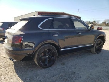 Bentley Bentayga 2017 Bentley Bentayga 2017r., 4x4, 6.0L, zdjęcie 2