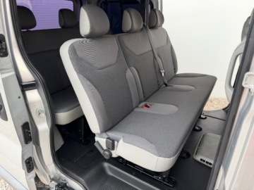 Opel Vivaro A Combi L1 2.0 CDTI 115KM 2014 Opel Vivaro Vivaro 2.0 Cdti- 9-cioosobowy - 105 000km 2.0 Diesel 114KM, zdjęcie 15