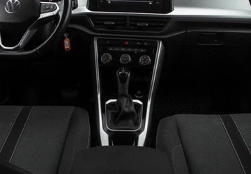 Volkswagen T-Roc I SUV Facelifting 1.5 TSI ACT 150KM 2022 Volkswagen T-Roc 1.5TSI 150KM Life DSG, Podgrzewane Fotele, Czujniki Parko, zdjęcie 15