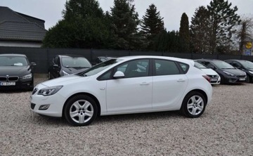 Opel Astra 2010 Opel Astra 1.4 Turbo Benzyna Xenon Tempomat Cz. parkowania INFINITI 1.4, zdjęcie 10