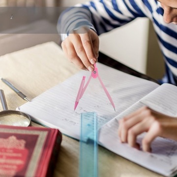 РИСУНКИ КОМПАСОВ СТУДЕНТАМИ ДЕРЕВООБРАБОТКИ