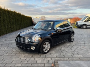 Mini One II Hatchback 1.4 95KM 2010 MINI ONE 1.4 Benz, Zadbany, Bogato Wyposazony 1.4 Benzyna 95KM, zdjęcie 1