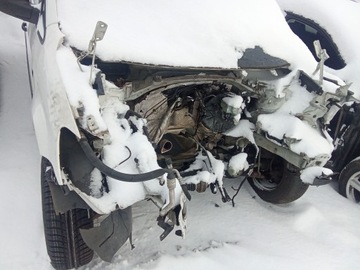 Volkswagen Caddy III Kombi Facelifting 1.6 TDI 75KM 2011 VW CADDY III LIFT 2011r 1,6 TDI MAXI LONG DŁUGA USZKODZONY