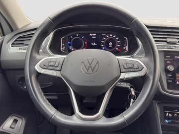 Volkswagen Tiguan Allspace SUV Facelifting 2.0 TDI SCR 150KM 2022 Volkswagen Tiguan Allspace VW Tiguan Allspace 2.0 TDI SCR Life 2.0 Diesel, zdjęcie 9