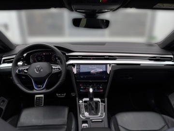 Volkswagen Arteon Shooting Brake R 2.0 TSI 320KM 2022 Volkswagen Arteon 2.0TSI 320KM 4X4 R DSG l kamery, zdjęcie 5