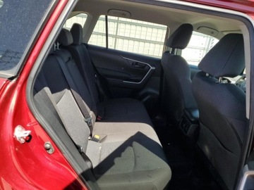 Toyota 2022 Toyota RAV4 le, 2022r., 4x4, 2.5L 2.5 Benzyna 203KM, zdjęcie 8