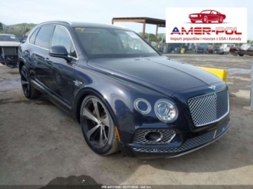 Bentley Bentayga 2019 Bentley Bentayga V8, 2019r., 4x4, 4.0L 4.0 Benzyna 542KM