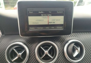 Mercedes Klasa A W176 Hatchback 5d Facelifting 180 122KM 2015 Mercedes-Benz Klasa A AMG sport line Super wyposazenie Super stan 1.6, zdjęcie 30