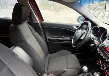 Alfa Romeo Giulietta Nuova II Hatchback 5d 2.0 JTD 16v 140KM 2012 Alfa Romeo Giulietta 2012 rok BEZWYPADKOWY Piekny Stan Klimatyzacja ZAD, zdjęcie 15