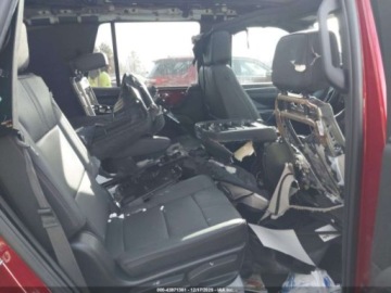 Chevrolet Tahoe GMT900 2024 Chevrolet Tahoe Rst 2024 5.3 Benzyna 355KM, zdjęcie 13