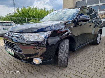 Audi A3 8P Hatchback 3d 2.0 TDI CR 140KM 2014 Mitsubishi Outlander III 2.0 150 KM 7 foteli alufelgi climatronic gwarancja, zdjęcie 1