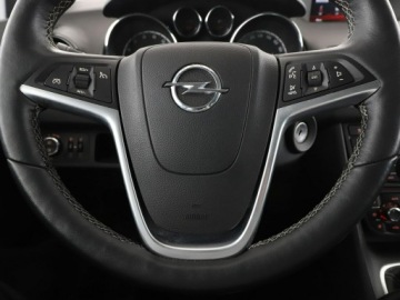 Opel Meriva II Mikrovan Facelifting 1.4 Turbo ECOTEC 120KM 2016 Opel Meriva navi grzane fotele klima-auto PDC, zdjęcie 20