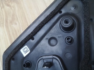 TOYOTA YARIS IV КРЕПЛЕНИЕ ЗЕРКАЛА ПРАВОГО OE