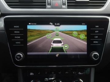 Skoda Superb III Kombi Plug-In Hybrid 1.4 TSI Plug-In-Hybrid 218KM 2020 Skoda Superb iV 1.4 TSI PHEV, Salon Polska, zdjęcie 19