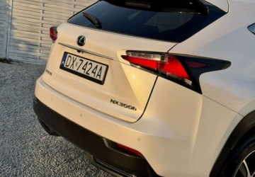 Lexus NX I SUV 300h 197KM 2016 Lexus NX Lexus NX 300h F Sport AWD 2.5 Hybryda 197KM, zdjęcie 27