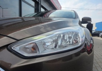 Ford Focus III Sedan Facelifting 1.0 EcoBoost 125KM 2017 Ford Focus 1.0benz 125KM 6b Led Tempomat Grz.Szybafotele PDC Salon Polska, zdjęcie 6