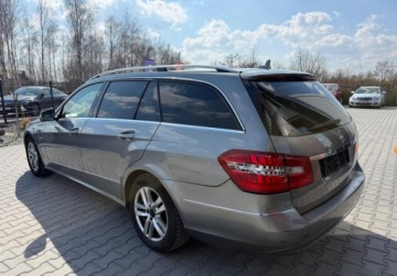 Mercedes Klasa E W212 Kombi 220 CDI BlueEFFICIENCY 170KM 2011 Mercedes-Benz Klasa E bezwypadekjedzie jak nowe z NiemiecAVANGARDE 2.1, zdjęcie 4