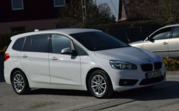 BMW Seria 2 F22-F23-F45-F46 Active Tourer 218d 150KM 2015 BMW Seria 2 2.0D Automat Navi PDC Head UP Oryginal Lakier Sprowadzony