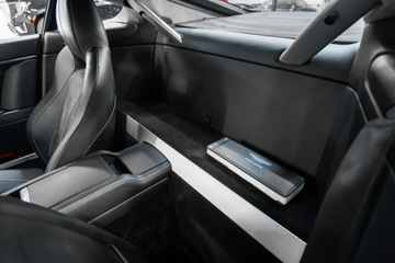 Aston Martin 2012 Aston Martin V8 Vantage Krajowy. 1 właściciel, zdjęcie 25