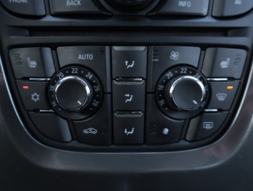 Opel Astra J 2010 Opel Astra 1.4 T, Navi, Xenon, Klima, Klimatronic, zdjęcie 19