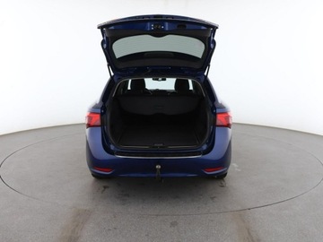 Toyota Avensis III Wagon Facelifting 2015 2.0 D-4D 143KM 2015 Toyota Avensis Executive skóra panorama navi, zdjęcie 18